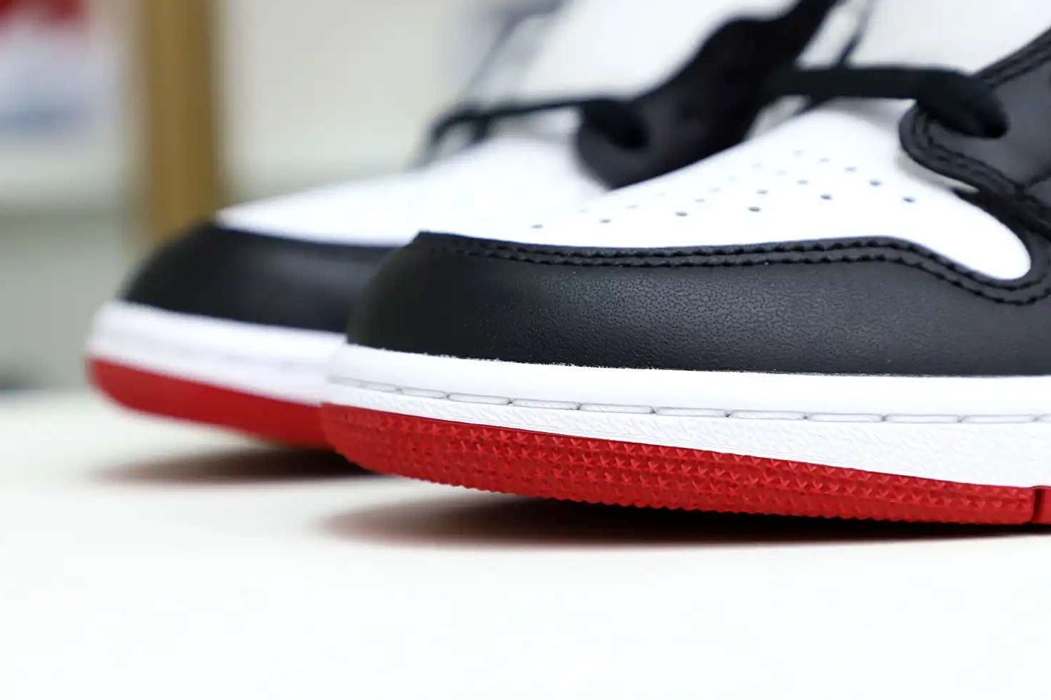 1 Air Jordan Retro Toe Kimikick (2016) Black 0717